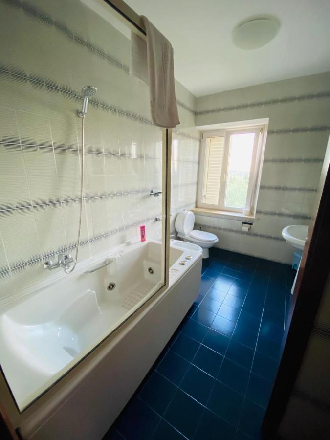 Cali-Formia B&B Extérieur photo