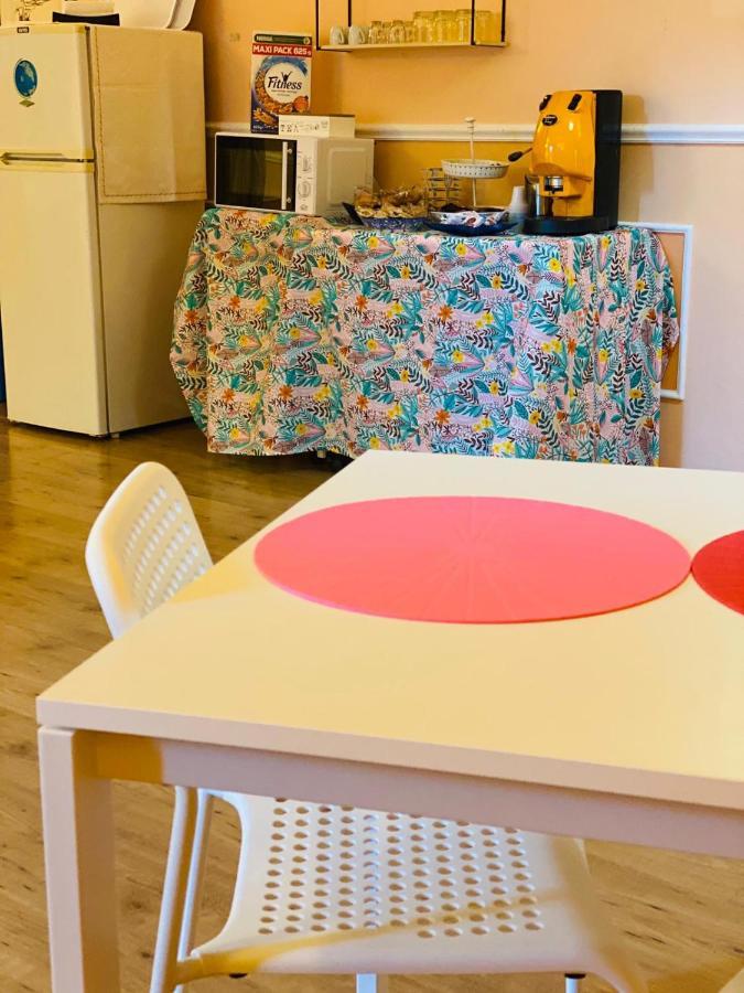 Cali-Formia B&B Extérieur photo