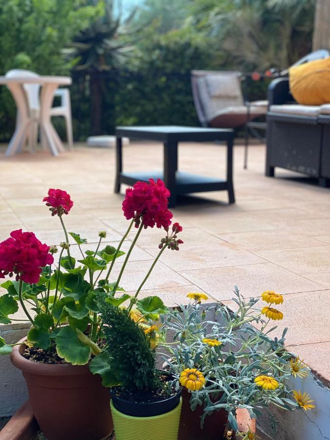 Cali-Formia B&B Extérieur photo