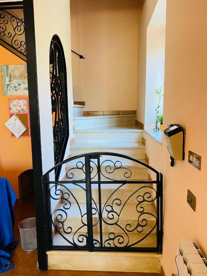 Cali-Formia B&B Extérieur photo